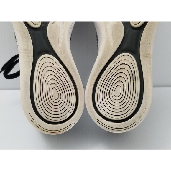 Nike - LunarEpic Low Flyknit Oreo Black Running Shoes - Women's 8 - 843765-001 - Picture 10 of 12